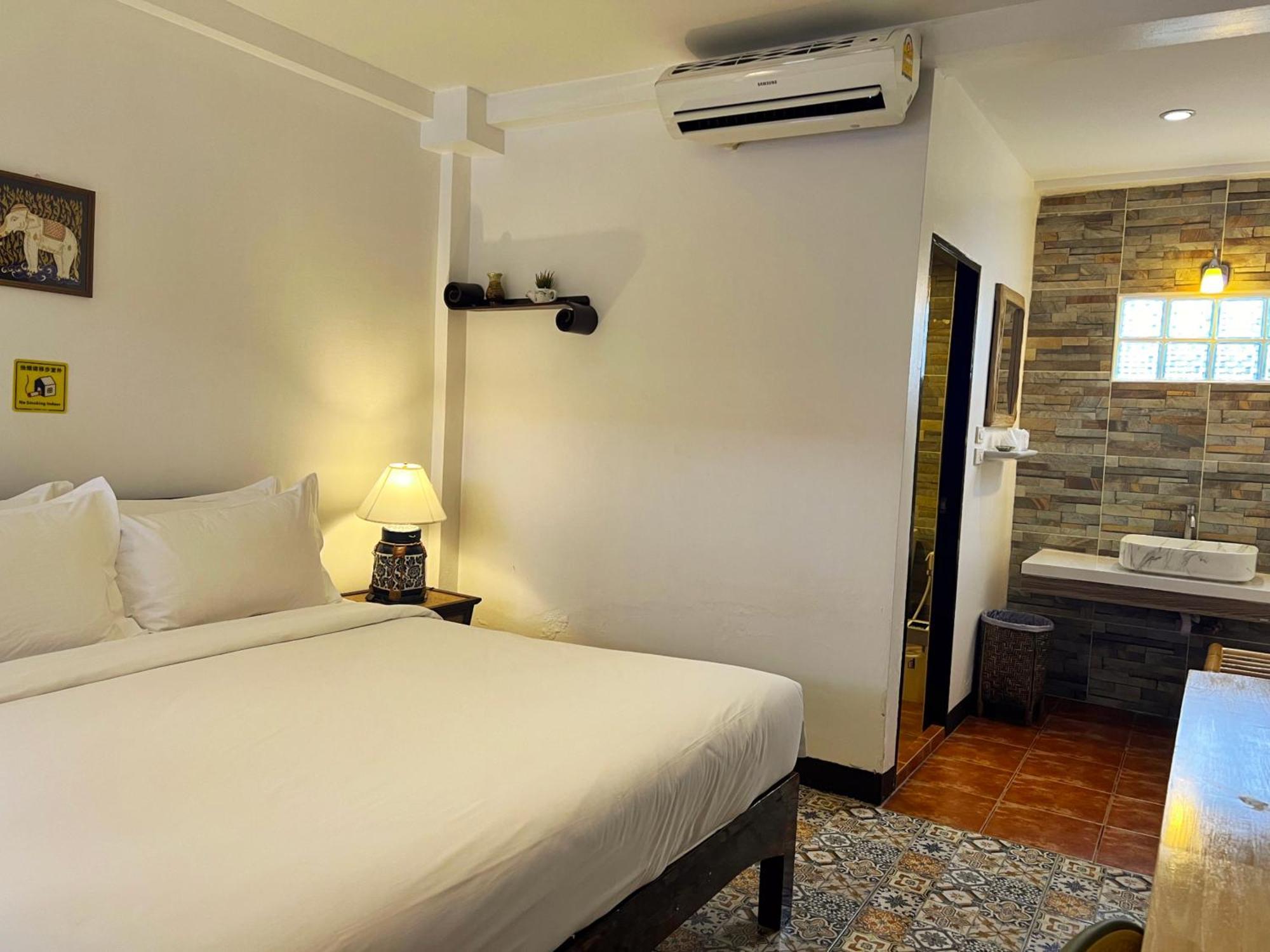 Somwang Boutique Hotel Chiang Mai Exterior photo